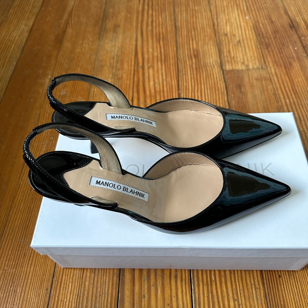 Manolo Blahnik Carolynn Heels in Black Patent Leather - Size 7 - Picture 4 of 7